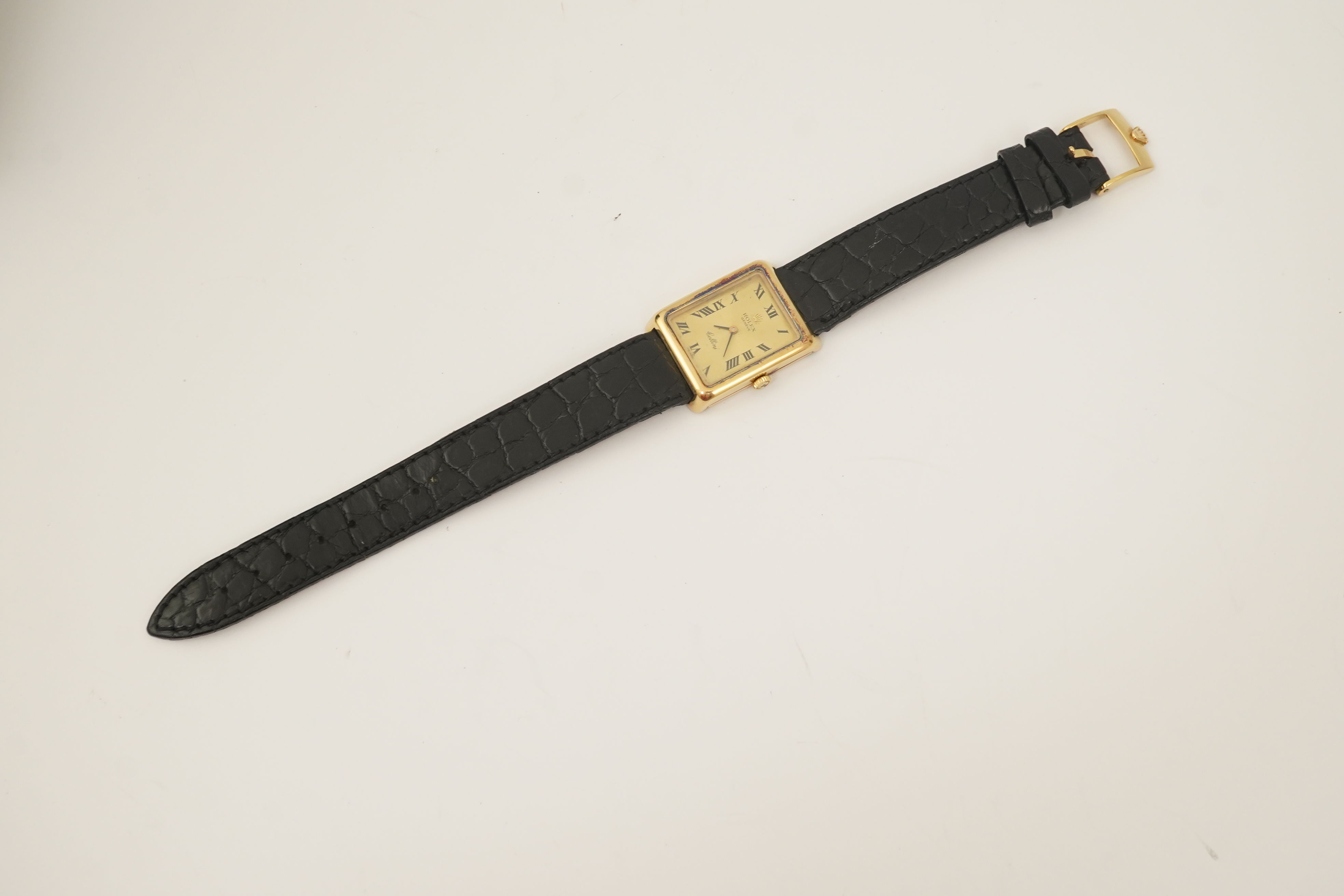 A gentleman's 18ct gold Rolex Cellini manual wind wrist watch